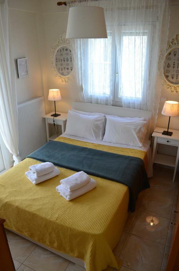 Lemon Beach Front Apartment, Nikiti ภายนอก รูปภาพ